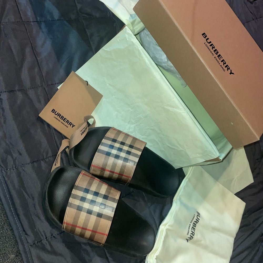 Women’s size 6 Burberry slides plaid